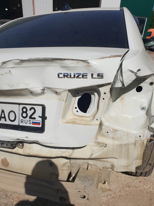 Ремонт задней части кузова Chevrolet Cruze (Шевроле Круз) после ДТП