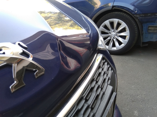 Удаление вмятин без покраски на автомобиле Peugeot (Пежо)